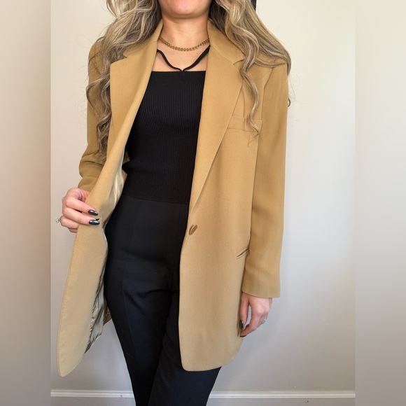 Linda Allard/ Ellen Tracy beige blazer - Picture 1 of 5